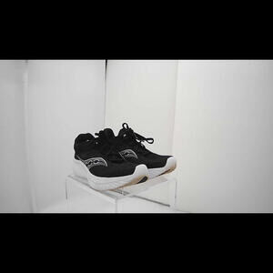 Saucony Women's Kinvara 14 Sneaker, Black/White, 7.5